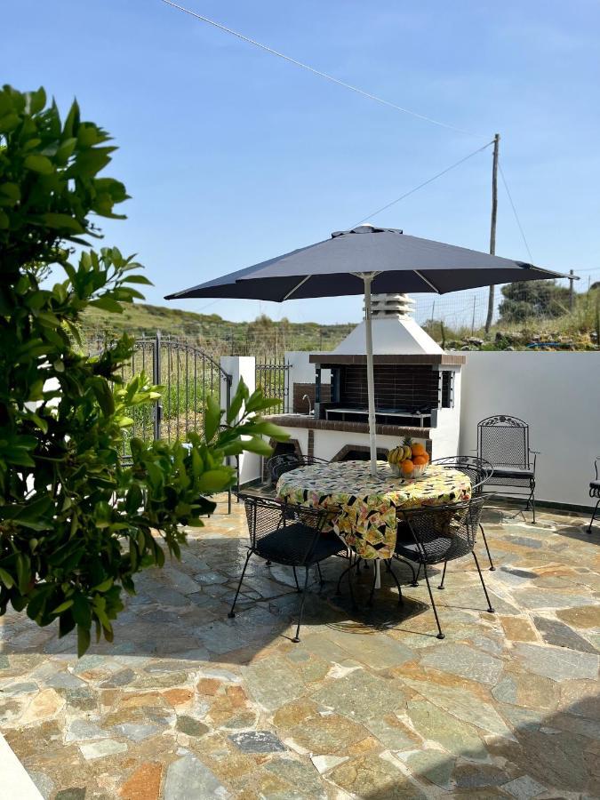 Villa Eftychia Serene Getaway With Hot Tub In A Quiet Location Кісамос Екстер'єр фото